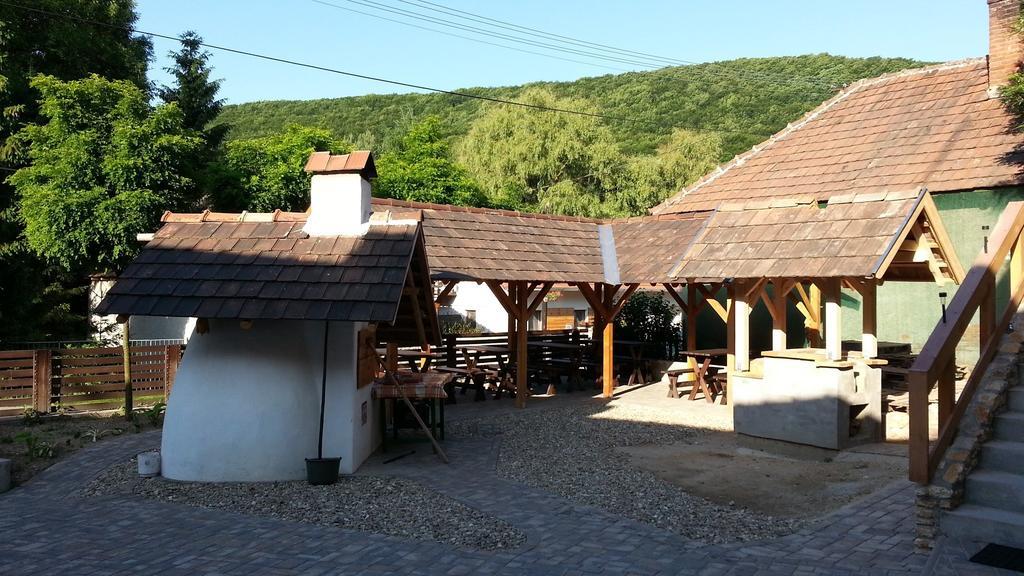 Zempleni Pitvaros Piheno Telkibánya Exteriér fotografie